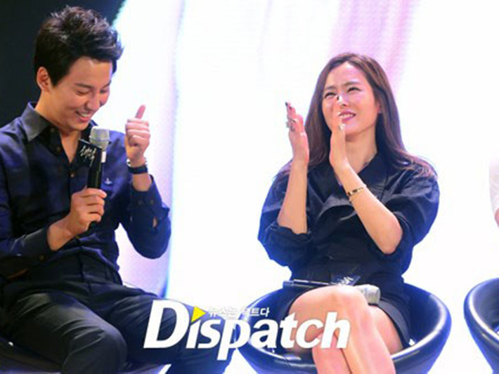Trước nghi vấn hẹn hò, Son Ye Jin và Kim Nam Gil đều lên tiếng phủ nhận. Theo phía công ty quản lý, cả hai chỉ là bạn bè thân thiết. Ảnh: Dispatch