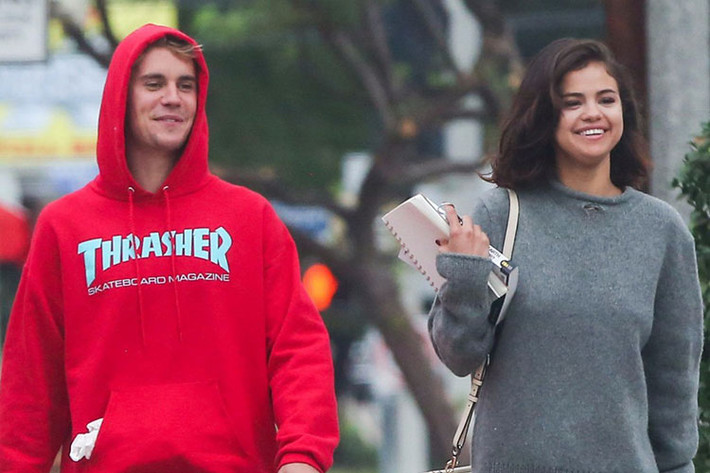 Theo ET, Justin bị ảnh hưởng tâm lý sau khi tình cũ nhập viện. "Selena vẫn giữ vị trí quan trọng trong lòng Justin. Sau tất cả, Justin cũng muốn điều tốt nhất cho Selena", một nguồn tin chia sẻ với ET. Ảnh: Dailymail