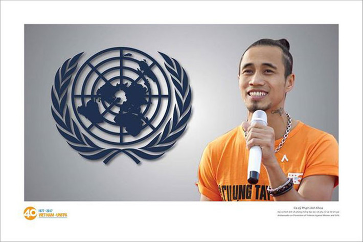 Giữa ồn ào của Phạm Anh Khoa, fanpage của Quỹ Dân số Liên hợp quốc (UNFPA) vẫn để hình ảnh của anh với chú thích là đại sứ chiến dịch phòng chống bạo lực với phụ nữ và trẻ em khiến nhiều cư dân mạng bất bình. Ảnh: Người đưa tin