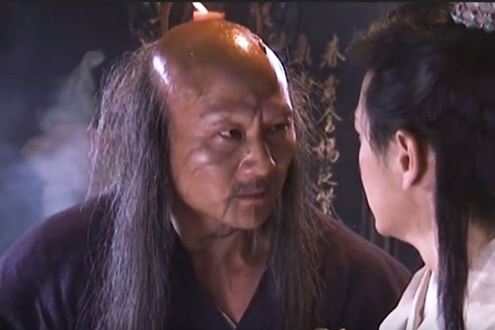 Vì vẻ ngoài hung dữ, Kế Xuân Hoa đóng đinh vai phản diện. Ảnh: Sohu