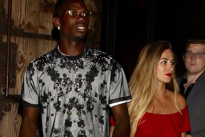 Paul Pogba là tiền vệ đội tuyển Pháp nên chuyện tình cảm của anh khiến fans bóng đá rất tò mò. Ảnh: Instagram
