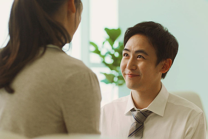 Tái xuất màn ảnh rộng với bộ phim “Ông anh trời đánh”, “Hoàng tử Thái” Nichkhun hóa thân vào vai chàng trai Moji mang hai dòng máu Thái - Nhật.