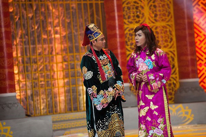 Năm 2014, “cô Đẩu” thay đến 3 bộ trang phục và trở nên duyên dáng, xinh đẹp hơn. Ảnh: VTV