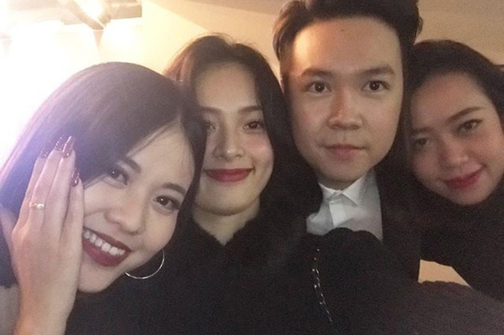 Giống Cường Đô la, Hạ Vi dường như cũng đang hạnh phúc với cuộc sống hiện tại. Ảnh: FBNV