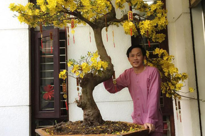 Hoài Linh chia sẻ loạt ảnh đón Tết Nguyên Đán.