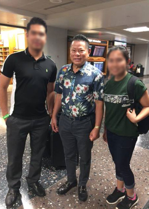 Tỷ phú 73 tuổi từng viết tâm thư đóng trang cá nhân Facebook vì ồn ào đời tư. Tuy nhiên, cho đến nay, ông vẫn thường xuyên cập nhật thông tin và hình ảnh của mình trên trang cá nhân.