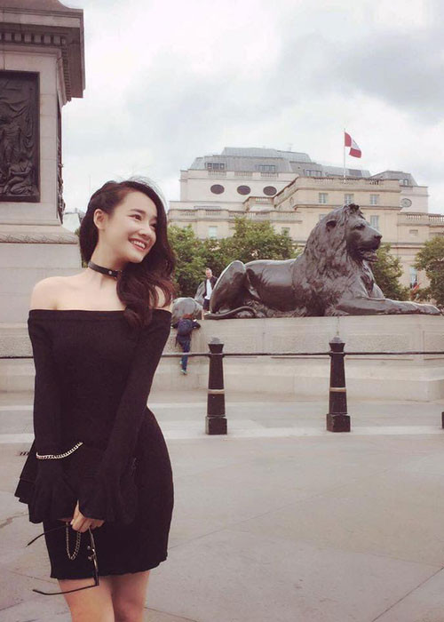 Nhã Phương chia sẻ hình ảnh ở Anh quốc trước khi trở về Việt Nam.