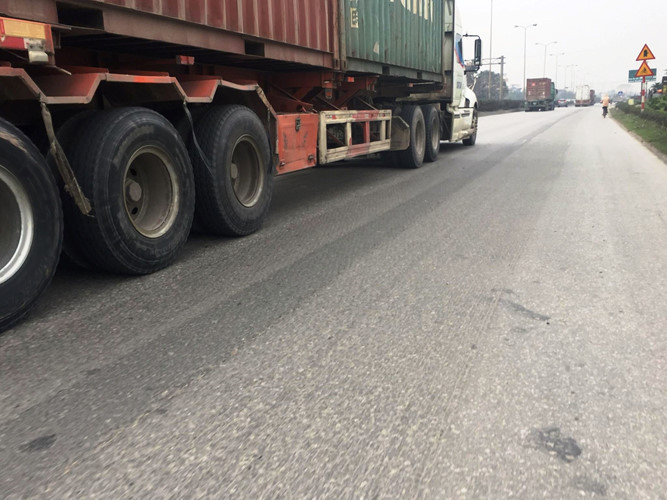 Tổng cục Đường bộ VN cho biết, đây là hệ thống cân tải trọng hiện đại nhất Việt Nam, được thiết kế tự động hóa theo công nghệ cân trọng tải của Nhật Bản.
