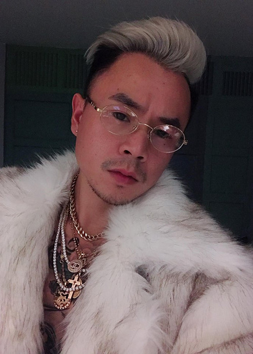 Rapper sinh năm 1988 kín tiếng về chuyện tình cảm. Binz tiết lộ cuộc tình dài nhất của mình là 6 tháng và những cô gái là cảm hứng cho anh sáng tác.