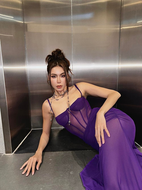 Minh Tú khẳng định diện mạo của cô thay đổi nhờ ăn kiêng, công nghệ trang điểm, chế độ tập luyện thể thao.