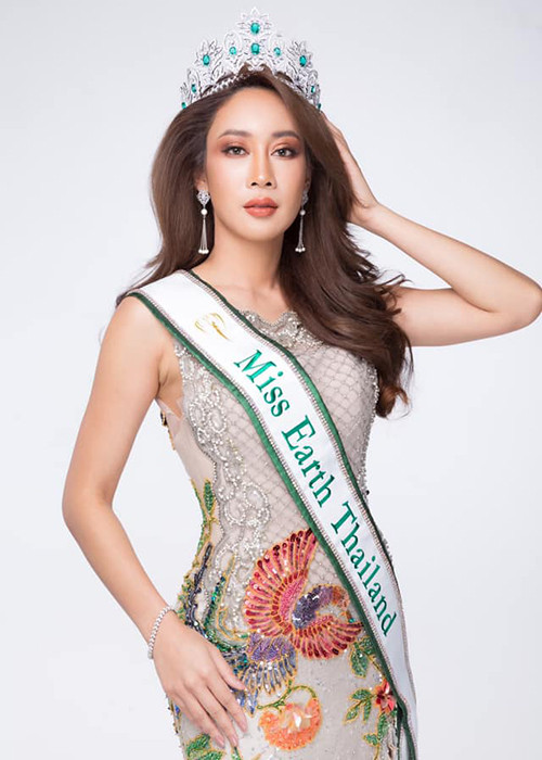 Cuộc thi Hoa hậu Trái đất 2020 khép lại với chiến thắng thuộc về đại diện Mỹ. Trong chung kết, đại diện Thái Lan - Nampetch Teeyapar dừng chân ở top 20. Không hài lòng về các kết quả này, Nampetch tố ban tổ chức cuộc thi.