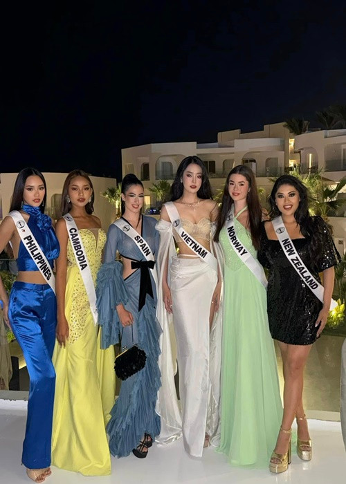 Khánh Linh gợi cảm, nổi bật nhờ chiều cao 1m77 bên các đại diện Philippines, Campuchia, Tây Ban Nha, Na Uy và New Zealand. Ảnh: FB Bùi Khánh Linh.
