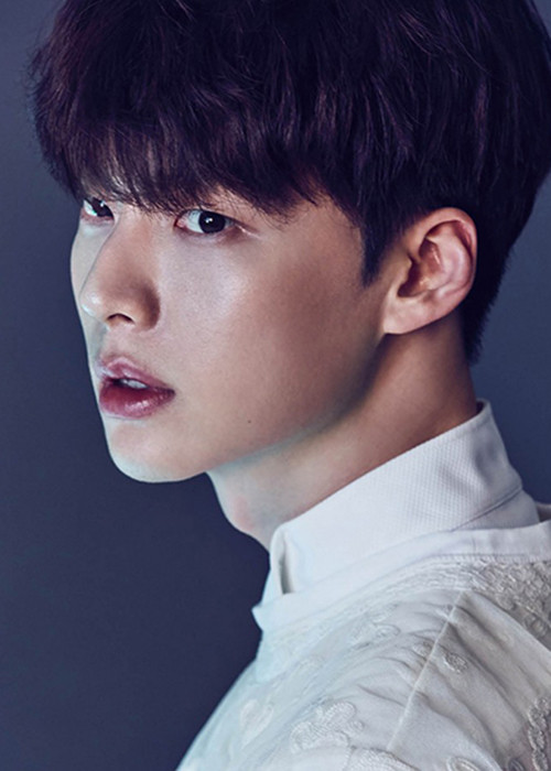 Từ hình ảnh soái ca, chồng cũ của Goo Hye Sun trở thành gã đàn ông giỏi làm màu.