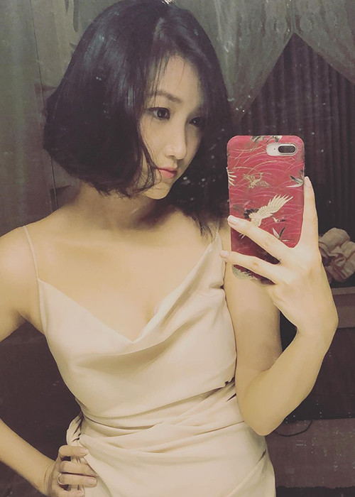 Yến Phương sinh năm 1991, là vợ của Lam Trường. Năm 2017, cô hạ sinh con gái đầu lòng Yên Lam.