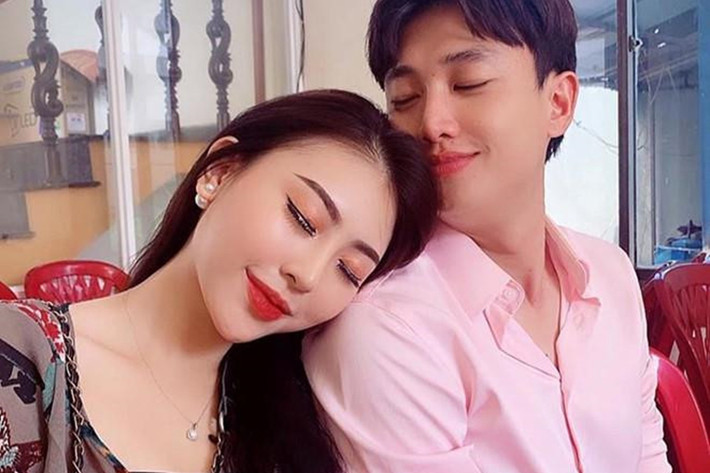 Nhiều khán giả phim "Về nhà đi con" ném đá Khánh My vì cô đã phóng đại vai diễn của mình.