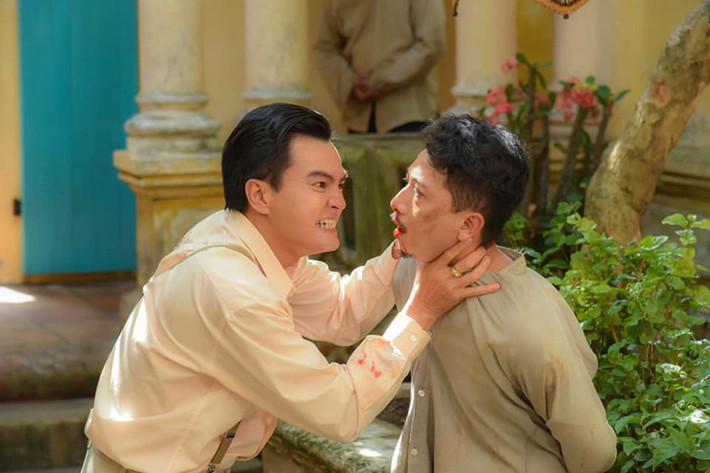 Anh chàng Lũ còn bị Khải Duy đánh đến chết vì không chịu khai ra nơi ẩn náu của Thị Bình và bị nghi có tư tình với Thị Bình.