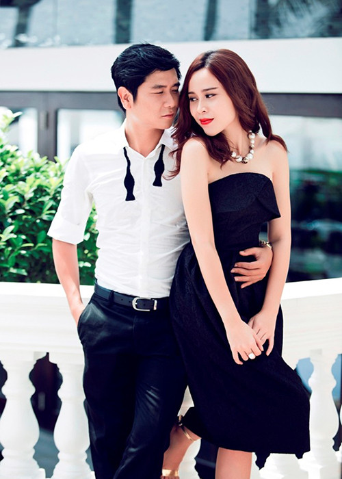 Cách đây 10 năm, Lưu Hương Giang và Hồ Hoài Anh khiến người hâm mộ bất ngờ khi tổ chức đám cưới bởi trước đó, cặp đôi dính tin đồn chia tay.