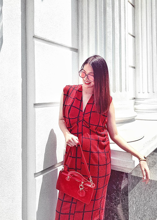 Lan Khuê được khen ngợi là bà bầu sành điệu nhất showbiz Việt.