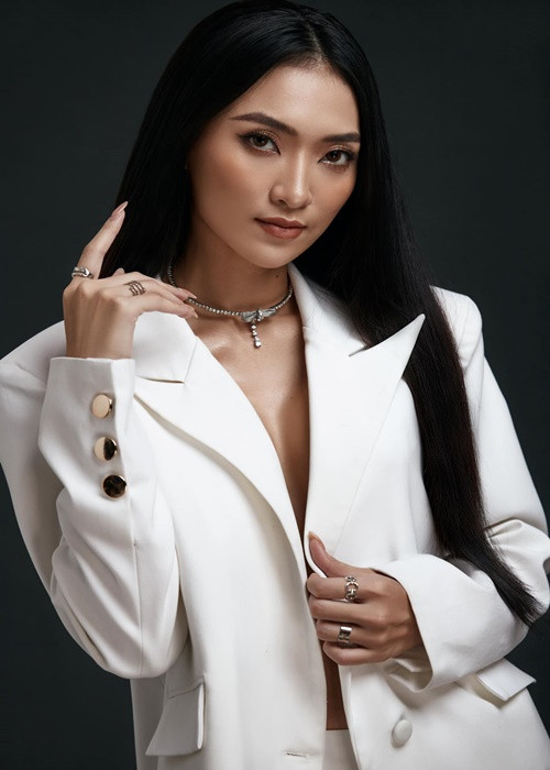 “Như biết bản thân chưa thực sự hoàn hảo, nhưng Như sẽ cố gắng không làm mọi người thất vọng. Cảm ơn rất nhiều”, thí sinh Miss Grand Vietnam 2022 chia sẻ. Ảnh: FBNV
