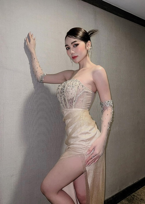 Chân dài sinh năm 1997 chia sẻ chiều cao có phần hạn chế 1m66 khiến cô tự ti.