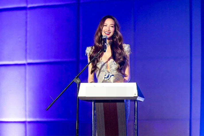 Tháng 3/2025, nàng hậu nhận chức Giám đốc điều hành Miss World Vietnam 2025.
