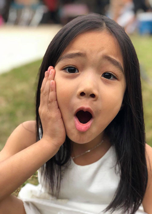Con gái của ca sĩ Hồng Ngọc ngày càng dễ thương.