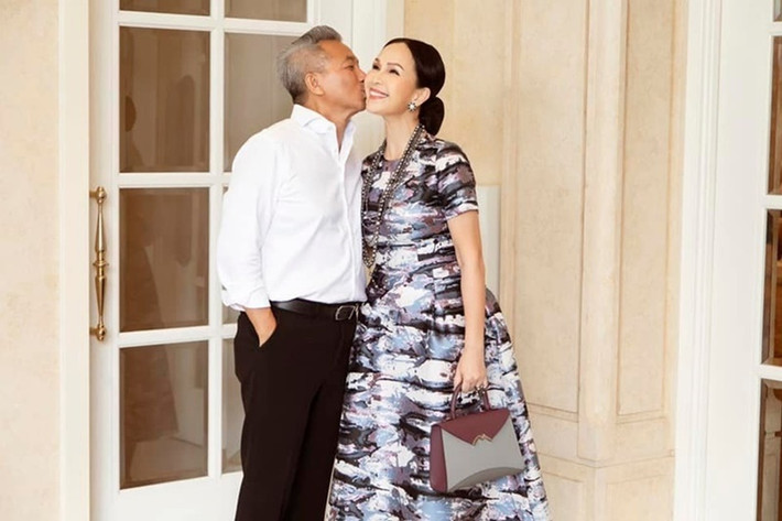 “Anh nói với các con những điều tốt đẹp về công việc của mẹ. Anh ấy cũng chính là người ở sau hỗ trợ tôi theo đuổi đam mê hoạt động nghệ thuật", nữ diễn viên chia sẻ trên VTV.