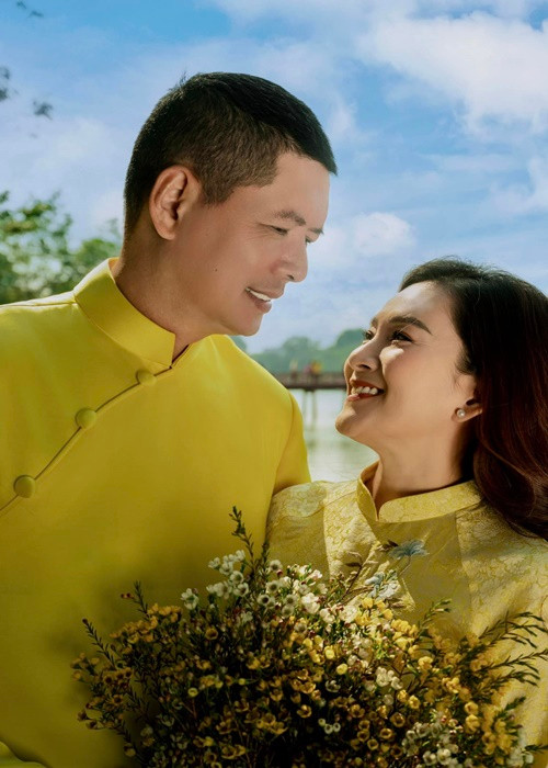 Bình Minh và Anh Thơ kỷ niệm 16 năm ngày cưới vào tháng 4 vừa qua.