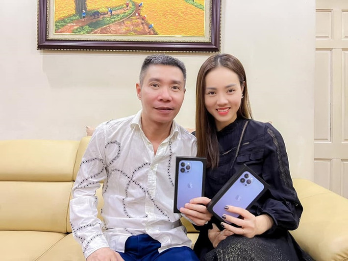 Mới đây, Ngọc Hà - bà xã của nghệ sĩ Công Lý cho biết, vợ chồng cô đang ở nhà thuê. Ảnh: FBNV