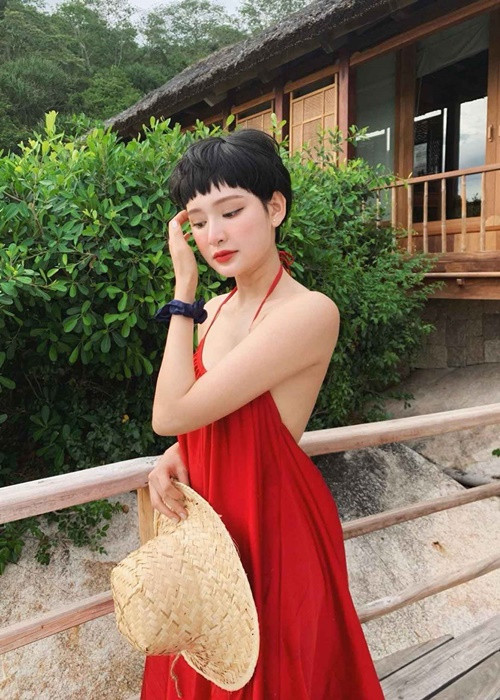 Nhiều khán giả bất ngờ khi Hiền Hồ rũ bỏ hình ảnh ngây thơ. Ảnh: Sức khỏe và đời sống