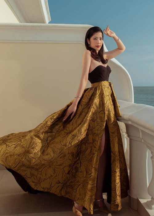 Nam Em được đặt cách vào vòng chung khảo của Hoa hậu Thế giới Việt Nam năm nay nhờ thành tích nhan sắc: top 8 Hoa hậu Trái đất 2016, Hoa khôi Đồng bằng sông Cửu Long 2015. Ảnh: FBNV