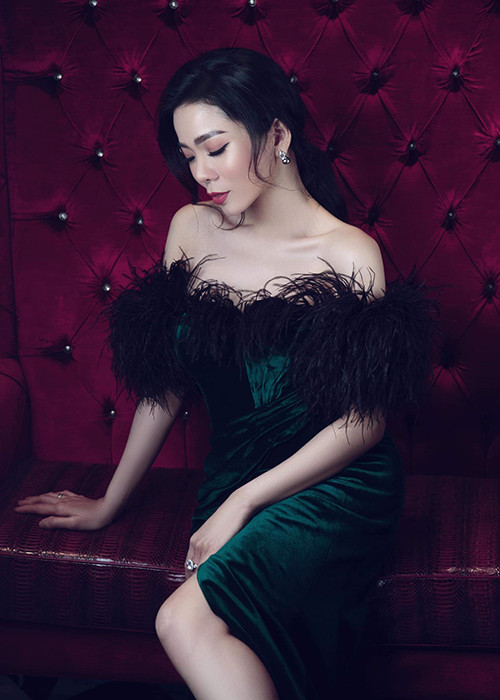 Đứng sau thành công của Lệ Quyên là ông xã Đức Huy. Cho đến nay, cả hai đã gắn bó được 10 năm.