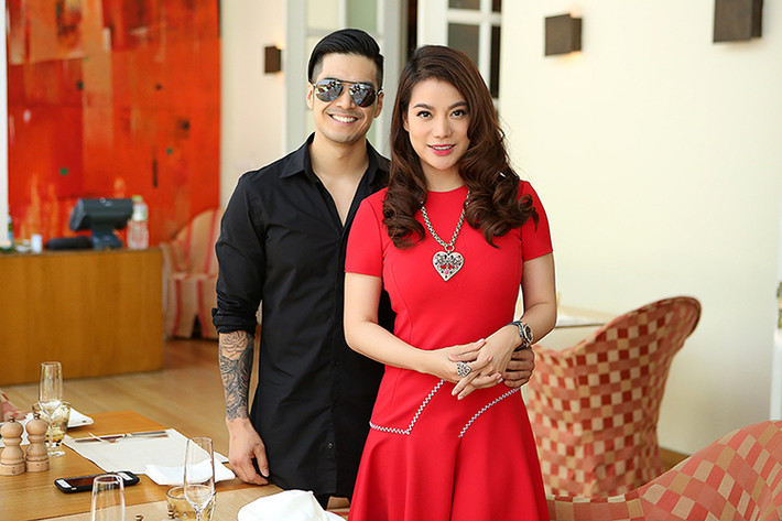 Diễn viên Trương Ngọc Ánh đã đến chúc mừng Thiên Nguyễn đón tuổi mới.