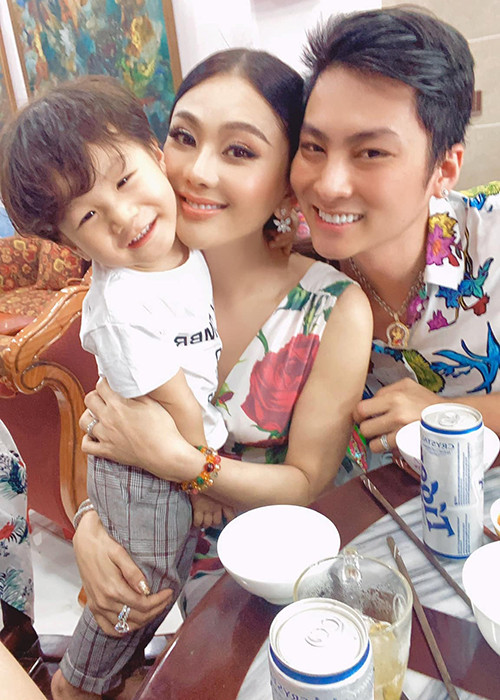 Khi có con trai, Lâm Khánh Chi cho biết, cô cảm thấy thương mẹ nhiều hơn.