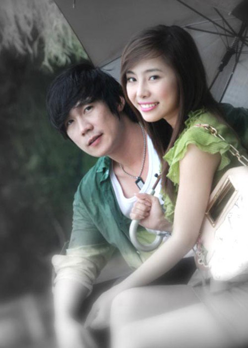 Quỳnh Nga còn có thời gian yêu ca sĩ Khánh Phương nhưng sau khi chia tay, cả hai mới thừa nhận mối quan hệ tình cảm một thời. Ảnh: Cẩm nang mua sắm