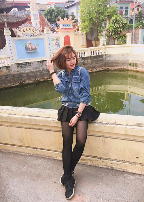 Trong 2 tháng, Trang Moon đã giảm được 6 kg (từ 62 kg xuống còn 56 kg). Sau đó, cô giảm tiếp 2 kg ở tháng tiếp theo nhưng giữ cân nặng ở mức 54 kg. Hiện tại, Trang Moon sở hữu gương mặt và thân hình thon gọn. Ảnh: FBNV