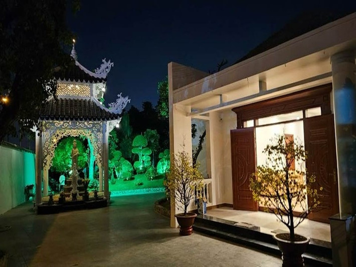 Việt Trinh đang có sống thảnh thơi trong nhà vườn 2.500m2 tại Bình Dương.