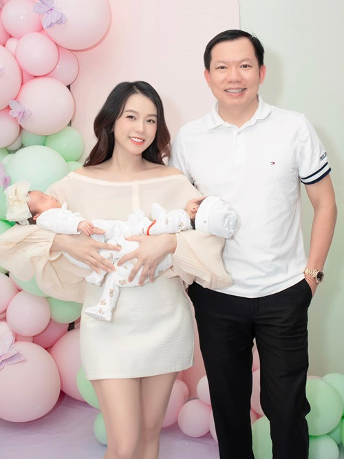 San còn gửi lời cảm ơn đến bác sĩ Cao Hữu Thịnh. "Vợ chồng em vô cùng cảm ơn anh Cao Hữu Thịnh đã giúp tụi em tìm được hai cục vàng này", Sam viết.