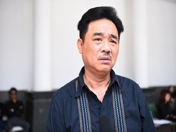 Quốc Khánh hiếm khi tham gia các sự kiện, chương trình truyền hình. Trong cuộc phỏng vấn với báo Văn hóa, Quốc Khánh cho biết, anh vẫn đi làm, chỉ là không liên quan đến nghệ thuật và kiếm tiền từ việc đó để nuôi nghệ thuật, lấy ngắn nuôi dài. Ảnh: Vietnamnet