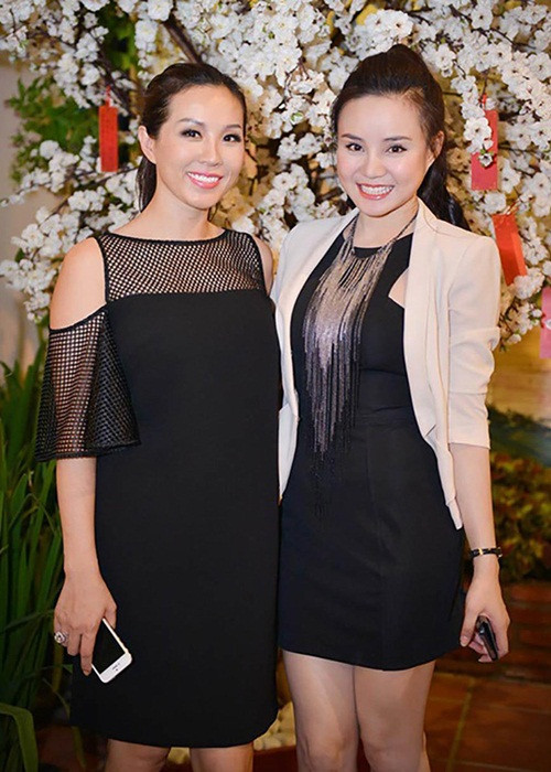 Drama Hoa hậu Thu Hoài - Vy Oanh bắt đầu vào năm 2019. Sự việc bắt nguồn từ việc Thu Hoài bênh vực Minh Tuyết trong khi Vy Oanh tố Minh Tuyết cướp bản hit. Sau một hồi đá xoáy, Thu Hoài và Vy Oanh dừng cuộc chiến. Tuy nhiên, mới đây, cả hai tiếp tục tố nhau. Ảnh: Vietnamnet