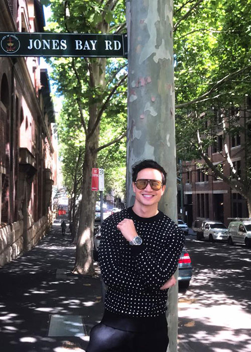 Kim Lý cười rạng rỡ ở Sydney là một trong những tin tức sao Việt trong ngày 2/11.