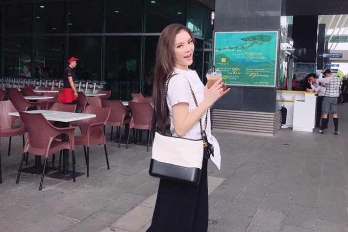 Lý Nhã Kỳ viết: “Tôi muốn cuộc sống thật đơn giản để cảm nhận và nắm giữ những hạnh phúc xung quanh mình”.