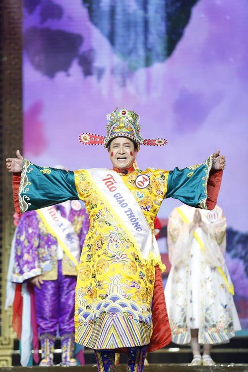 Chí Trung nghỉ hưu vào tháng 6/2022, không còn làm Giám đốc Nhà hát Tuổi trẻ. Hiện tại, anh vẫn hoạt động nghệ thuật.