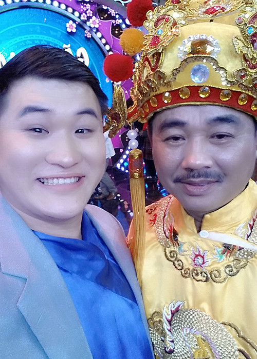Lưu Mạnh Dũng đã tốt nghiệp Đại học Sân khấu và Điện ảnh và đang công tác tại Nhà hát Tuổi trẻ. Anh từng đóng phim “Chung cư 22+”, “Màu của tình yêu”.. và tham gia các vở diễn: “Ai là thủ phạm”, “Công lý không ngục ngã”... (Ảnh: Facebook nhân vật)