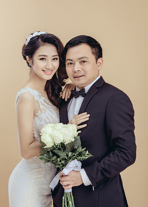 Sau lễ ăn hỏi, xin dâu vào ngày 9/1, gia đình nhà chồng Thu Ngân sẽ tổ chức đãi tiệc tại Hà Nội vào trước Tết Nguyên Đán.