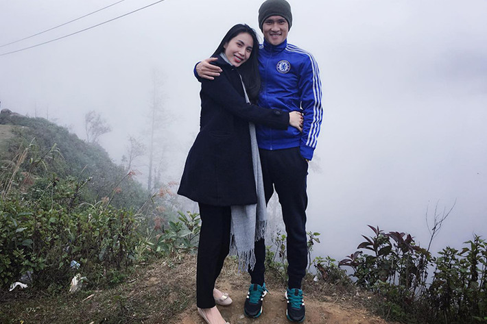 Trong kỳ nghỉ ngọt ngào và lãng mạn, cặp đôi không dẫn theo bé Bánh Gạo. Theo lời Thủy Tiên, sau chuyến đi, hai vợ chồng sẽ trở về Sài Gòn để mừng sinh nhật con gái. (Ảnh: Facebook nhân vật)