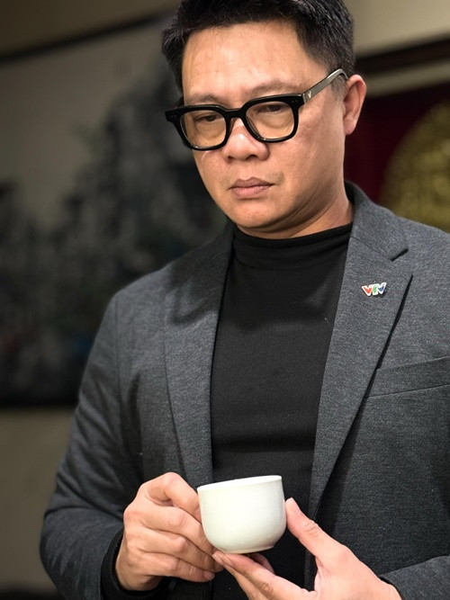 Quang Minh khẳng định, anh không quảng cáo sữa giả và không liên quan đến bất kỳ nhãn hiệu sữa giả nào trong đường dây gần 600 loại sữa giả đã được cơ quan chức năng triệt phá. Ảnh: FB Quang Minh.