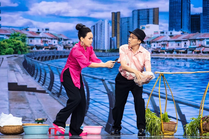 Về nước định cư, Việt Hương tích cực hoạt động nghệ thuật.