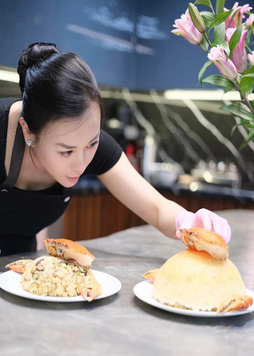 Phương Oanh khoe nấu món xôi cua.