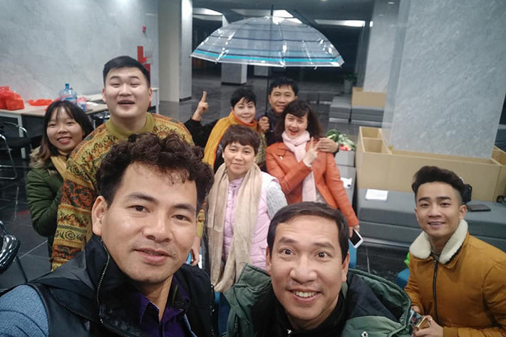 Ê-kíp Táo quân 2018 đang nỗ lực tập luyện. Vì 2018 chương trình kỷ niệm 15 năm lên sóng nên kịch bản có nhiều điều đặc biệt khiến khán giả rất mong chờ.